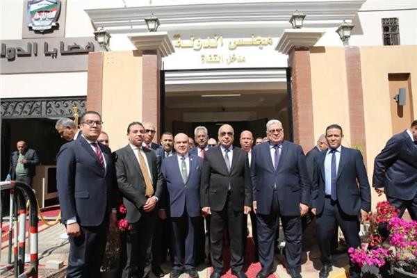 رئيس مجلس الدولة يستقبل وزير العدل بمجمع المحاكم البحر الأحمر
