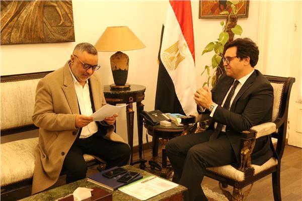 وزير الثقافة والسيناريست عبد الرحيم كمال
