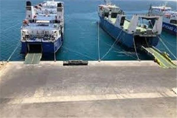 إعادة فتح ميناء نويبع مع استمرار غلق ميناء الغردقة البحري