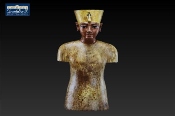 نموذج الملك توت عنخ آمون