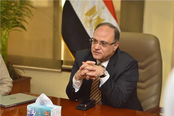 الدكتور على الغمراوي