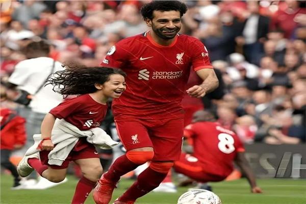  محمد صلاح وابنته مكة