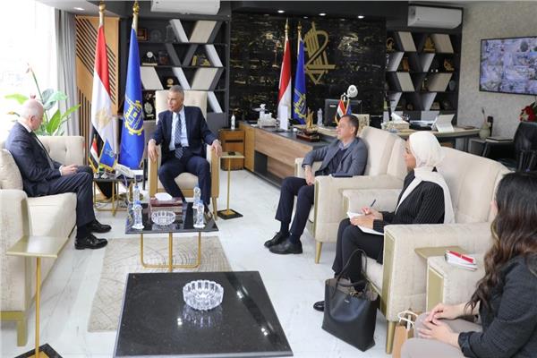 إستقبل اللواء دكتور إسماعيل كمال محافظ أسوان