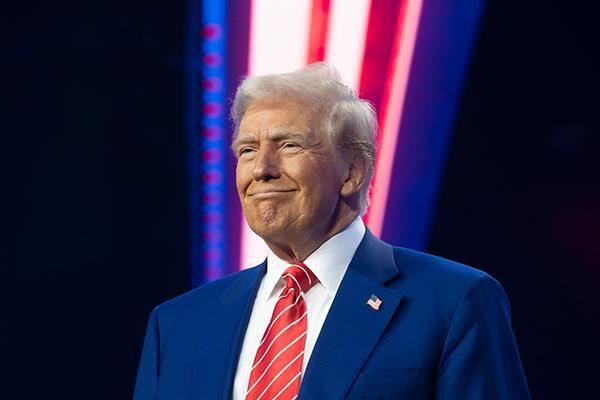 الرئيس الأمريكي دونالد ترامب