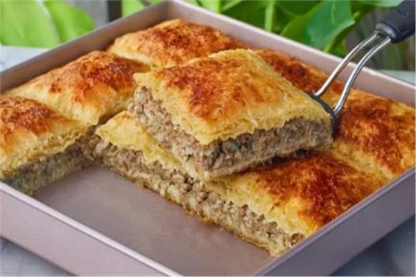 عمل الرقاق البلدي باللحمة المفرومة