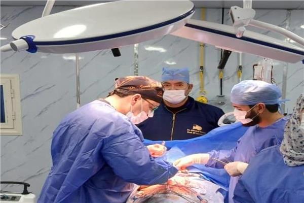 فريق طبي بقسم جراحات القلب المفتوح بمستشفى الزقازيق العام