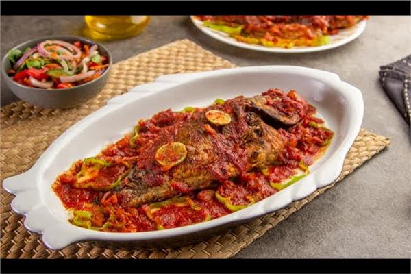  سمك بلطي بالصلصة 