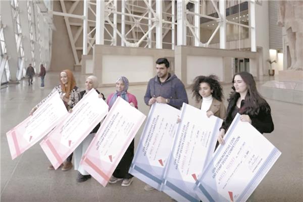 طابع وعملة تخلد التاريخ بالمتحف الكبير