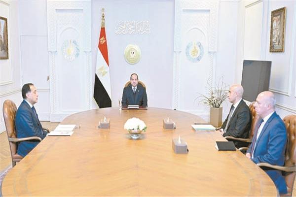 الرئيس عبدالفتاح السيسى خلال اجتماعه مع د. مصطفى مدبولى ووزير التربية والتعليم