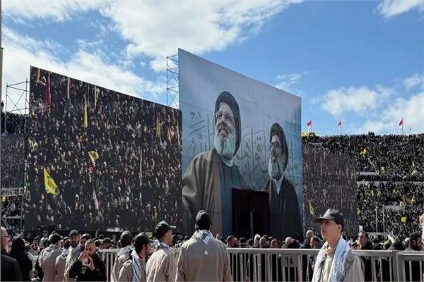 مراسم تشيع جثمان حسن نصرالله وهاشم صفي الدين بملعب مدينة كميل شمعون الرياضية في بيروت