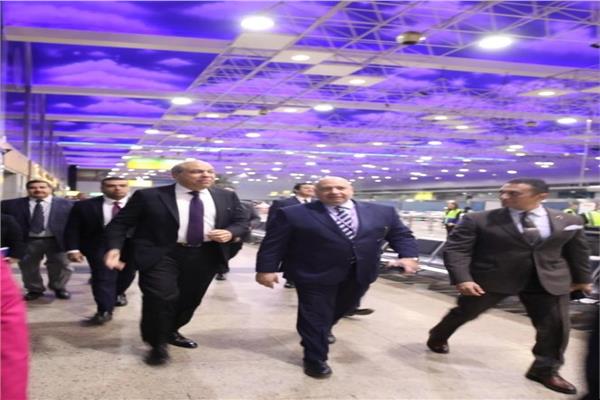  الدكتور سامح الحفني، وزير الطيران المدني