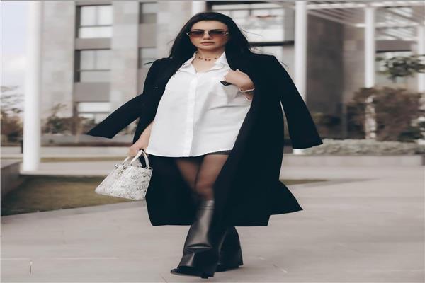 الفنانة دينا فؤاد، تصوير مشاهد دورها في مسلسل "حكيم باشا"
