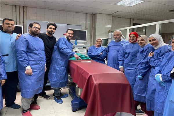 "سباق مع الزمن.. أطباء المنصورة ينتشلون 13 قطعة نقدية من معدة طفل قبل الكارثة!"