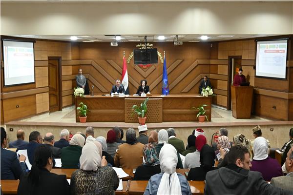 الدكتورة جاكلين عازر محافظ البحيرة