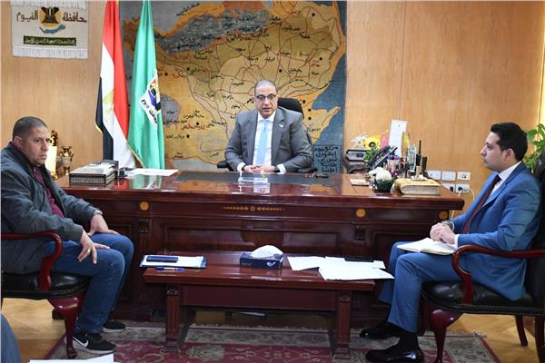 محافظ الفيوم يتابع توصيل المرافق للمجمع الصناعي بقرية هوارة المقطع ضمن مبادرة "شغلك في قريتك"