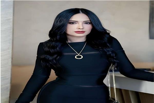 الفنانة مي القاضي