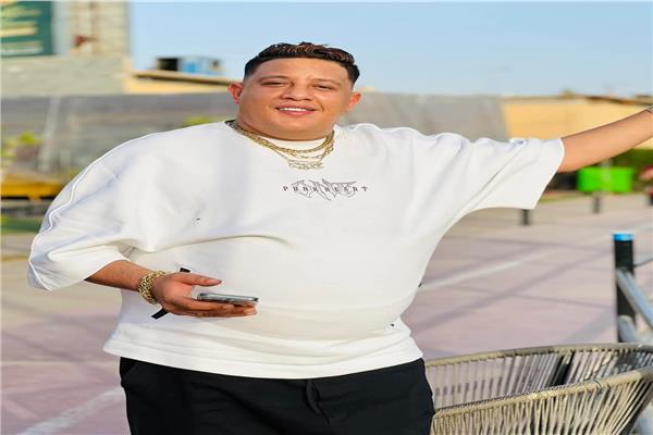 مطرب المهرجانات حمو بيكا