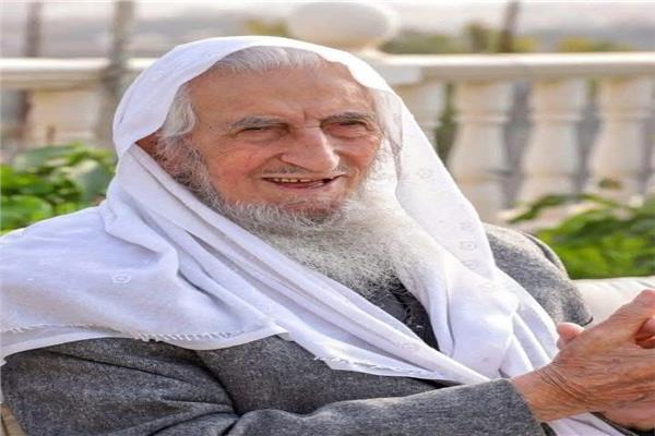  وزير الأوقاف ينعي الشيخ المبارك عايش رجا الحويان     