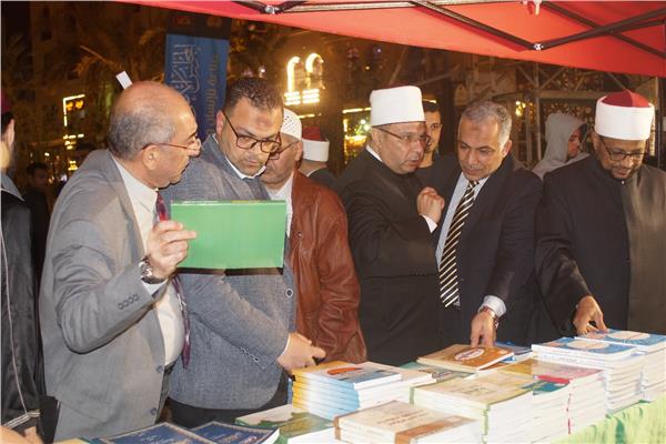 استقبل معرض المجلس الأعلى للشئون الإسلامية أمين عام مجمع البحوث الإسلامية