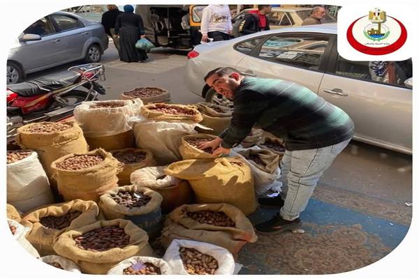 صحة القليوبية تنظم حملة لضبط الأسواق ومنع تداول أغذية فاسدة أو مغشوشة