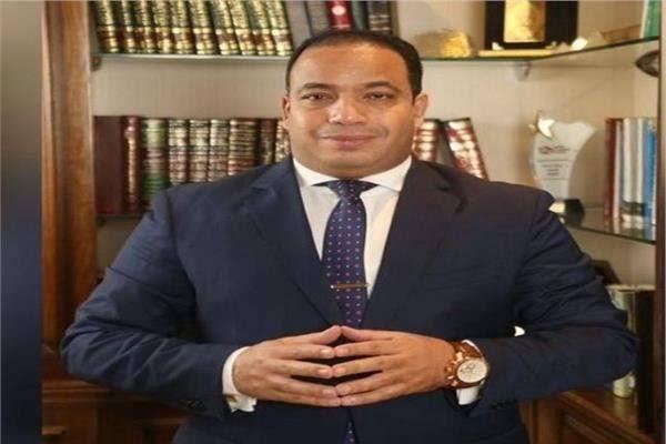  الدكتور عبد المنعم السيد
