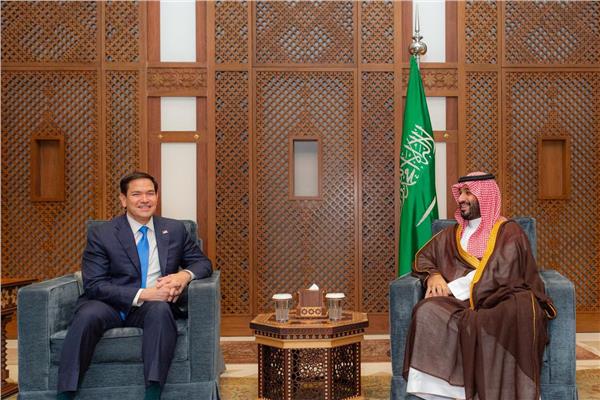 لقاء الأمير محمد بن سلمان بوزير الخارجية الأمريكي