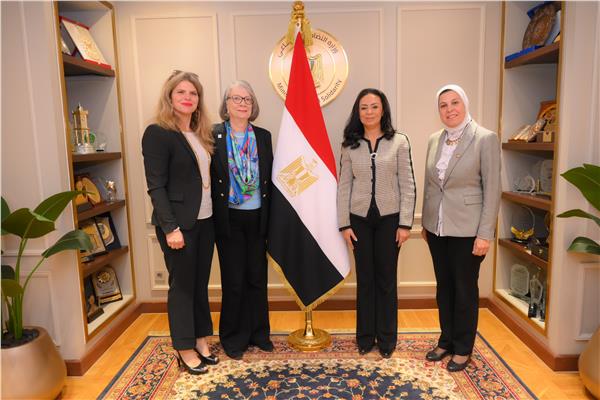 وزيرة التضامن الاجتماعي تلتقي رئيسة الاتحاد الدولي لجمعيات الصليب الأحمر