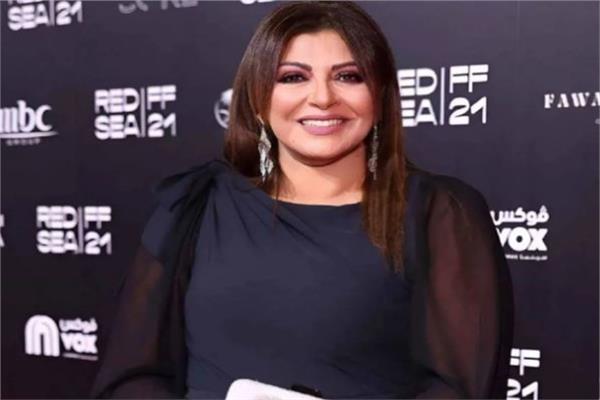 الفنانة هالة صدقي 