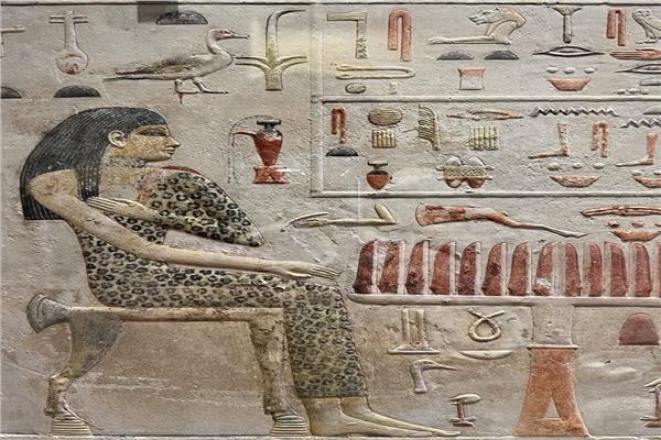  أميرة مصرية ترتدي جلد النمر