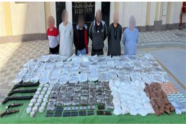 إحباط ترويج 197 كيلو مخدرات بـ59 مليون جنيه وضبط 6 عناصر إجرامية