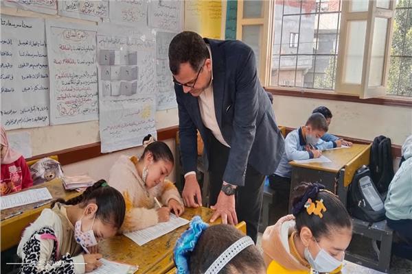 الدكتور أيمن الشهابي محافظ دمياط