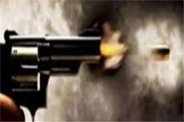  أخ يطلق النار علي اخيه