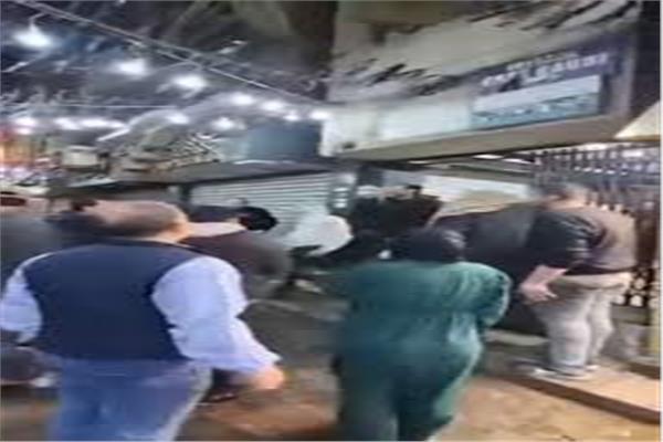 خلال اقتحام المائدة