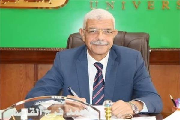 الدكتور أحمد فرج القاصد رئيس جامعة المنوفية 