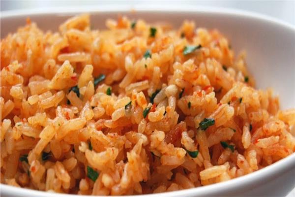 طريقة تحضير أرز بالطماطم