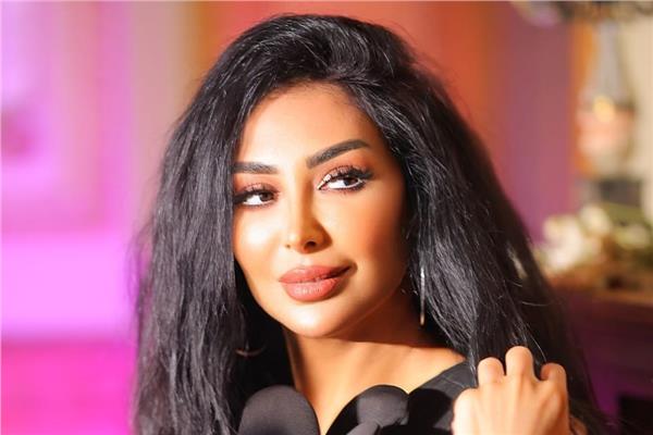 شاهيناز 