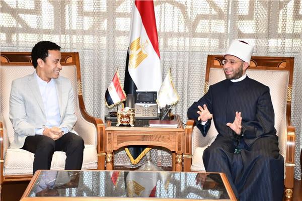 وزير الأوقاف أسامة الأزهري والفنان سامح حسين