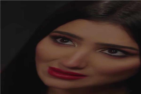الفنانة مي عمر 