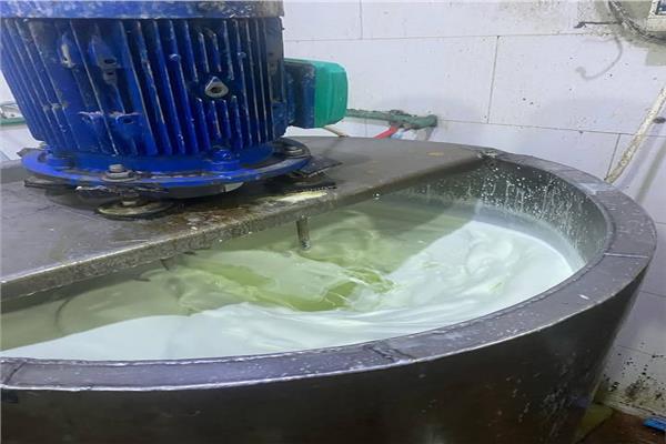 ضبط طن لبن مغشوش بمدينة الخانكة بمحافظة القليوبية