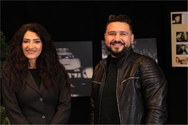 الكاتب الصحفي ياسر ربيع مع الفنانة كريمان مهدى 