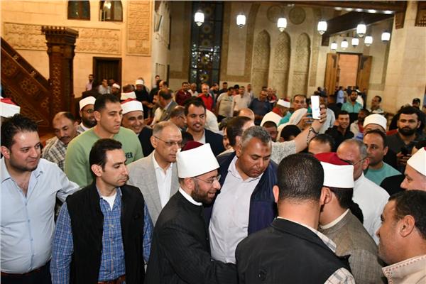 الدكتور أسامة الأزهري أن افتتاح المسجد