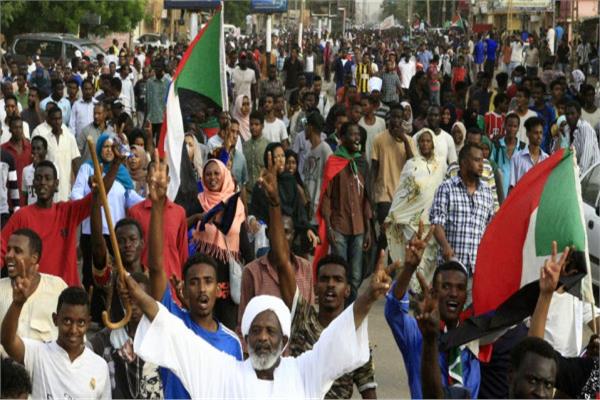 فرحة شعبية في السودان 