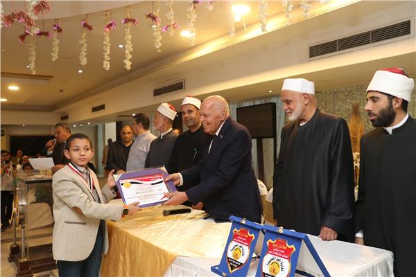 حفل تكريم حفظة القرآن الكريم من أبناء المعلمين 