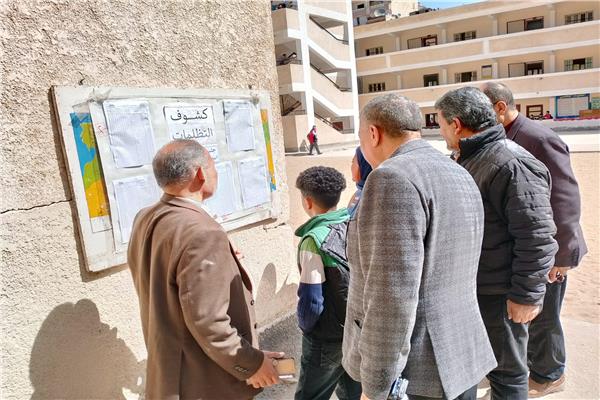 وكيل تعليم البحيرة يتابع اعمال لجنة تظلمات الشهادة الاعدادية