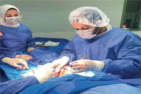 نجاح أول عملية جراحية للأوعية الدموية بمستشفى السادات العام 