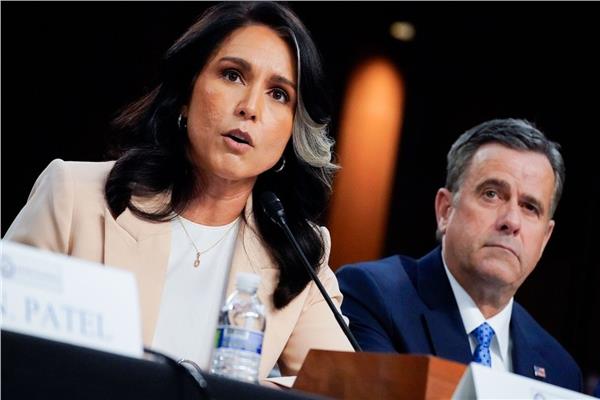 جون راتكليف مدير CIA وتولسي جابارد مديرة الاستخبارات الوطنية