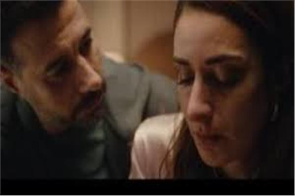 "لا شمسية "في التربية.. كيف تؤثر صدمات الماضي على الأمهات؟