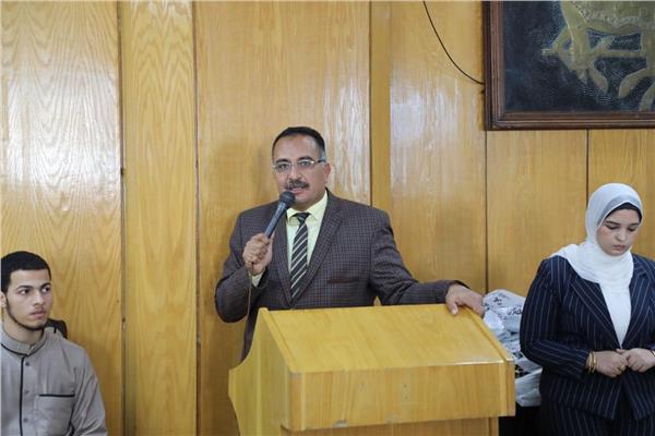 محافظ المنيا يشهد حفل تكريم حفظة القرآن الكريم على مستوى قرى مركز المنيا