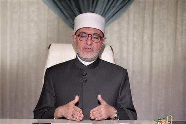 الدكتور نظير عياد