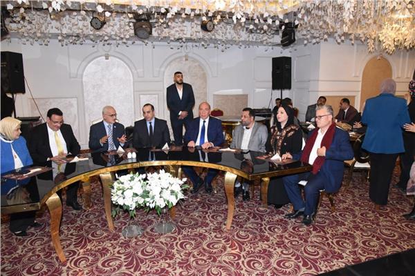 حزب المستقلين الجدد وعددًا من الشخصيات العامة